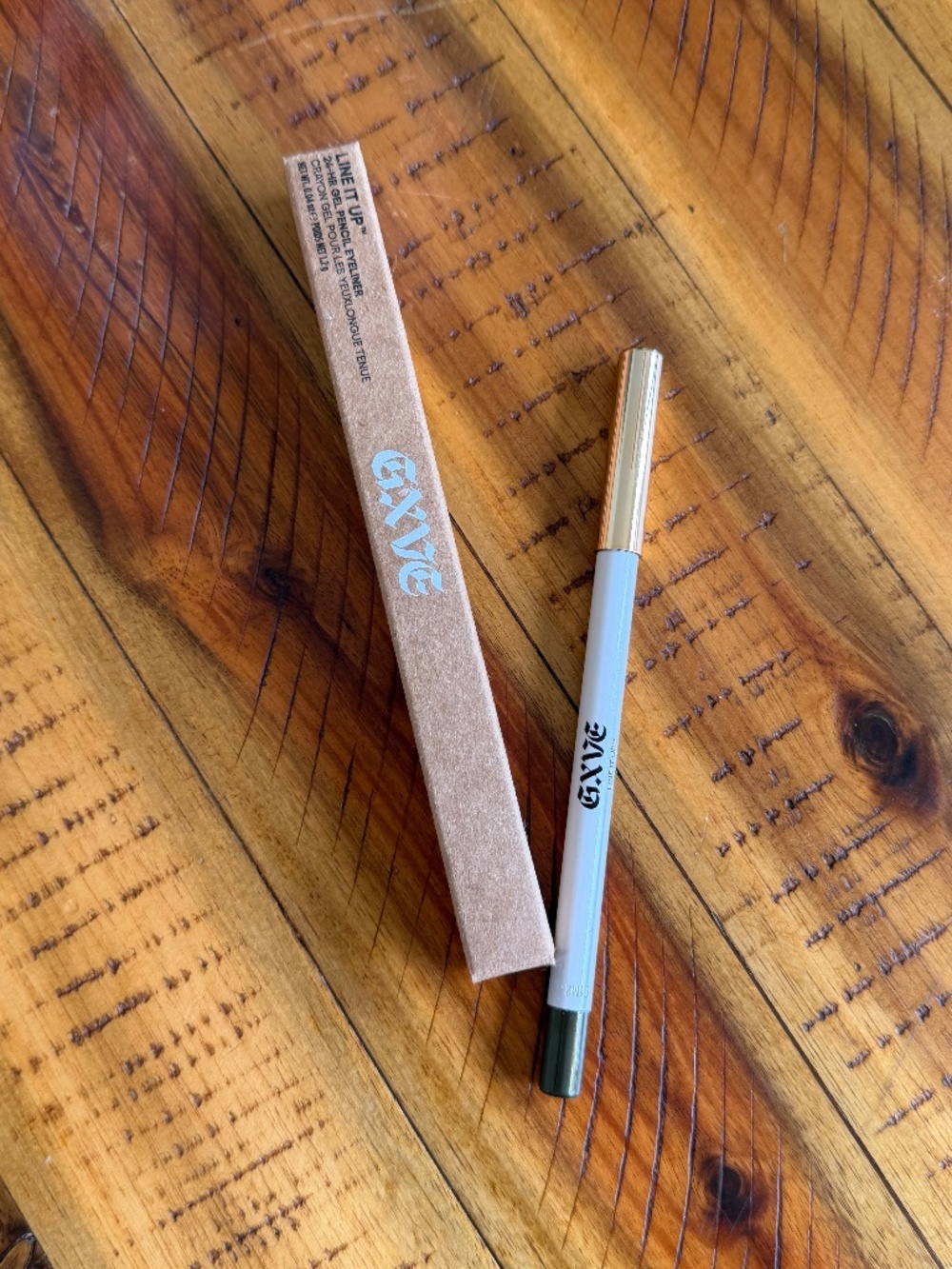 GXVE Line It Up 24-Hr Gel Pencil Eyeliner in Greener Pastures (Shimmering Green)